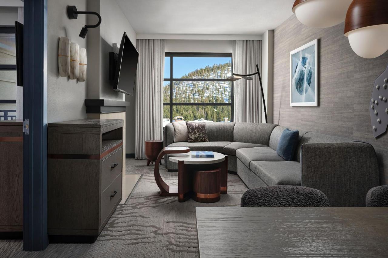 One Bedroom High Floor Suite